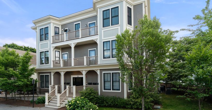 20 Kent Court Unit 1, Somerville, MA 02143